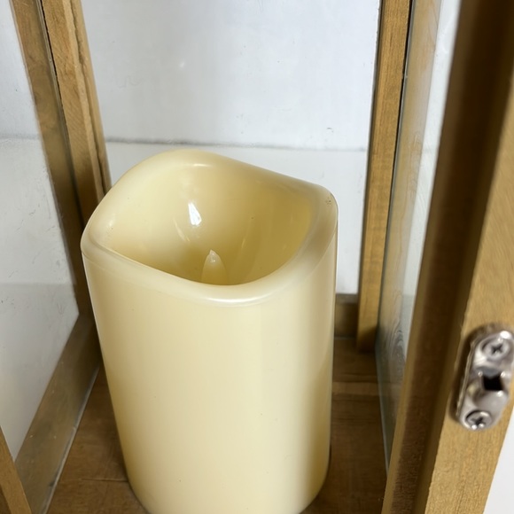 Lantern - Picture 5 of 10